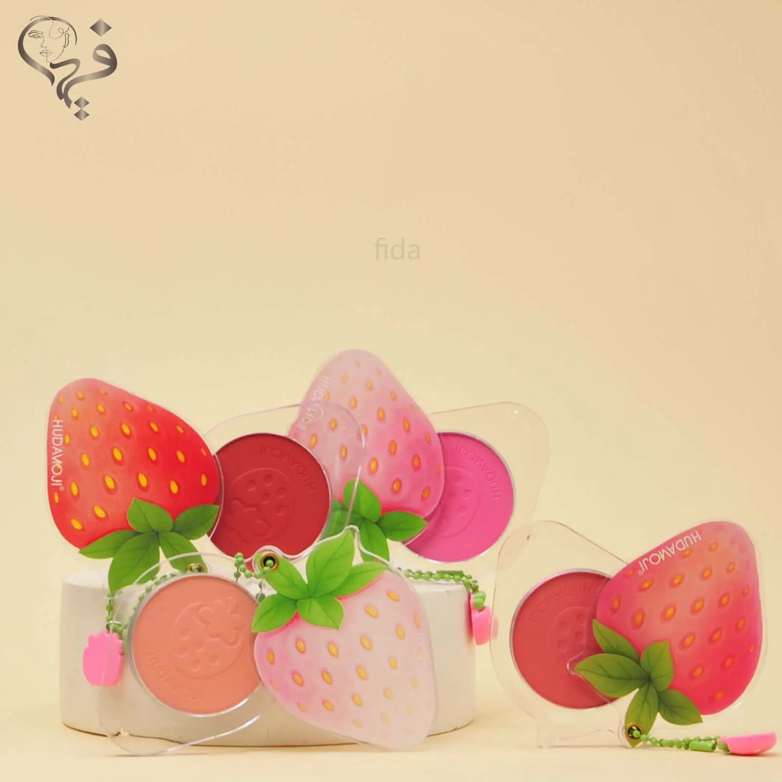 رژگونه طرح توت فرنگی هدی موجیHUDAMOJI