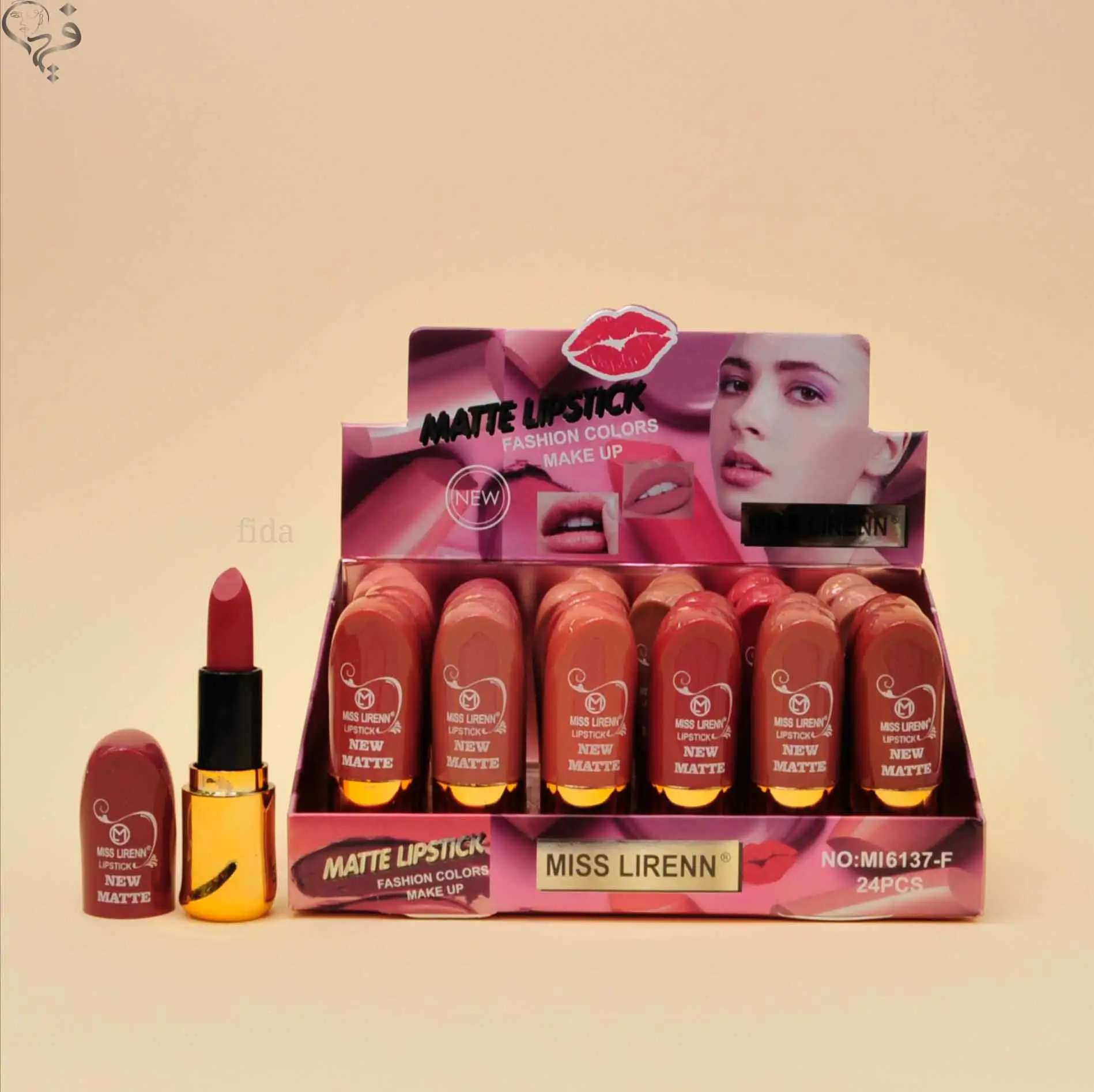 پک رژ لب جامد میس لرن پوکه طلایی Miss lirenn 