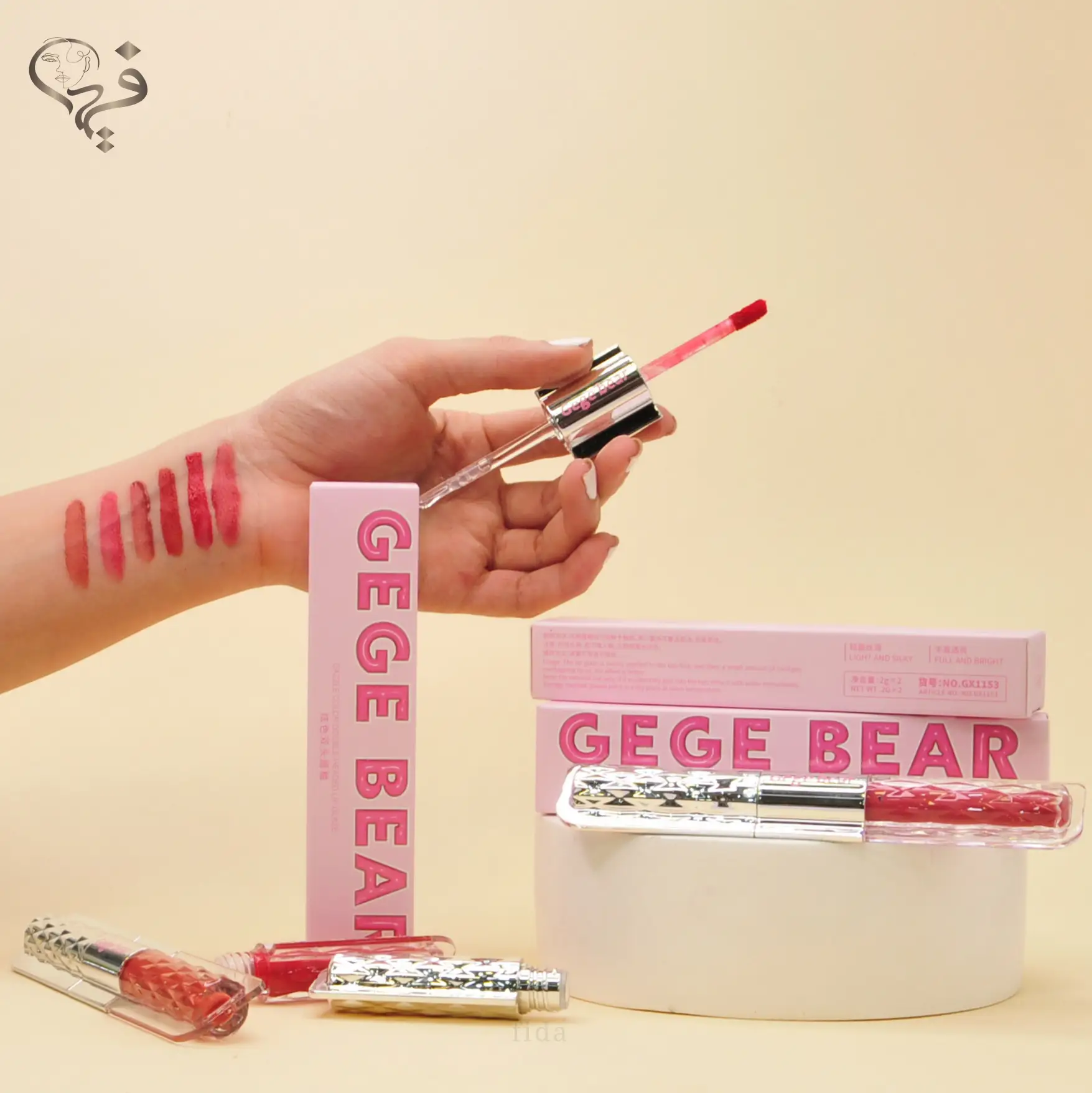 رژ لب و برق لب دو طرفه gege bear