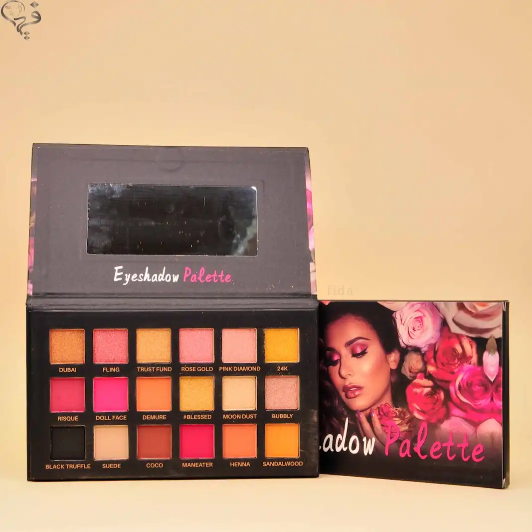 پالت سایه مشکی طرح گل رز eyeshadow palette