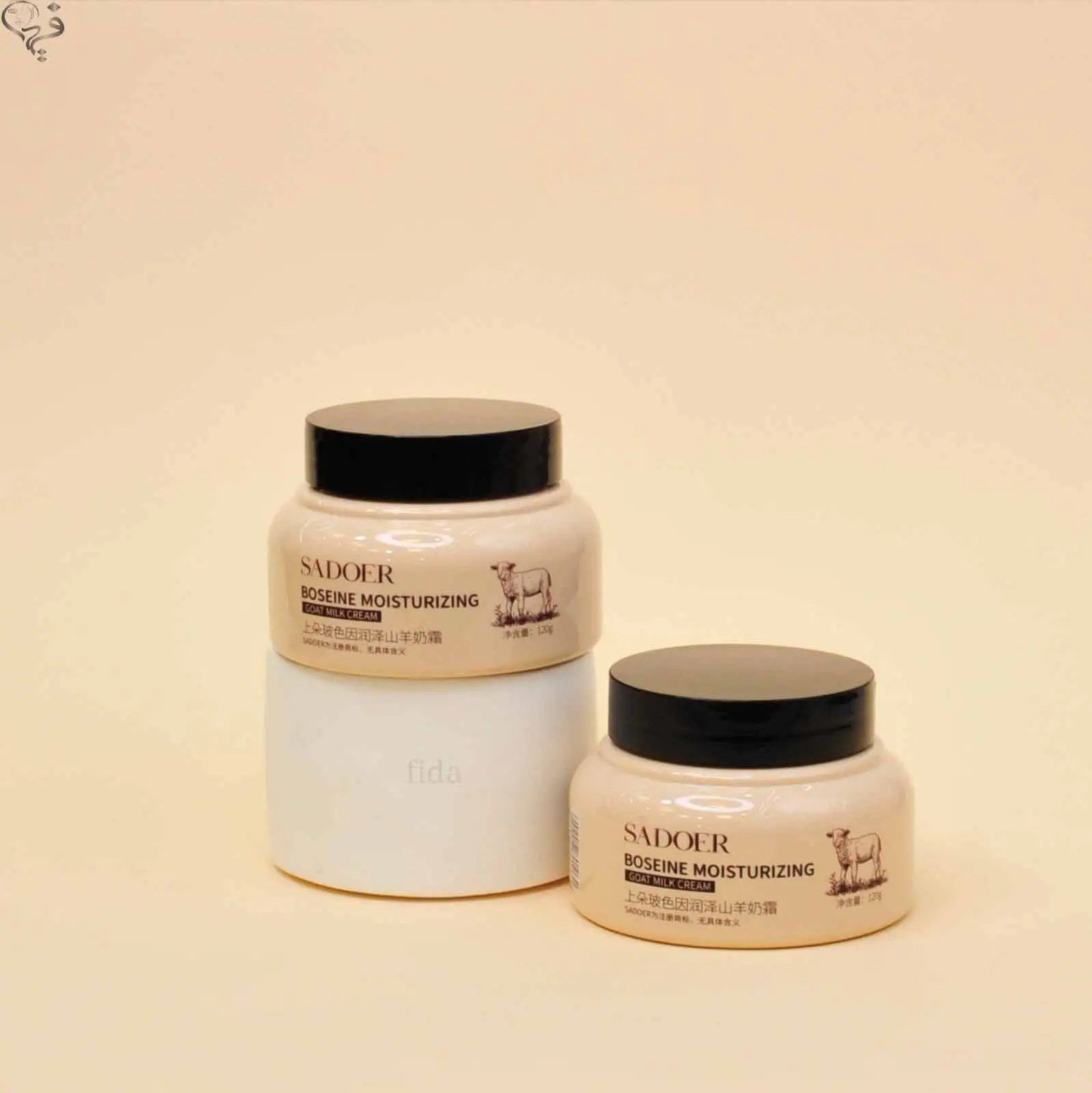 کرم آبرسان و مرطوب صورت شیر بز سادور Sadoer