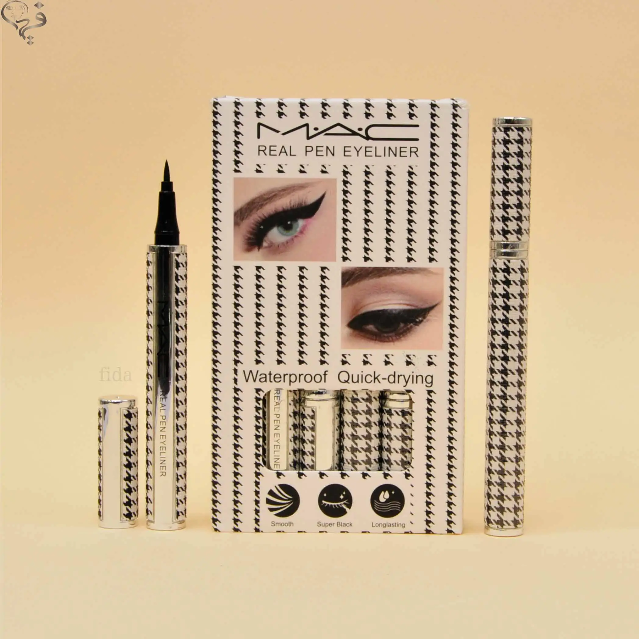 خط چشم ماژیکی سفید مشکی مک Mac