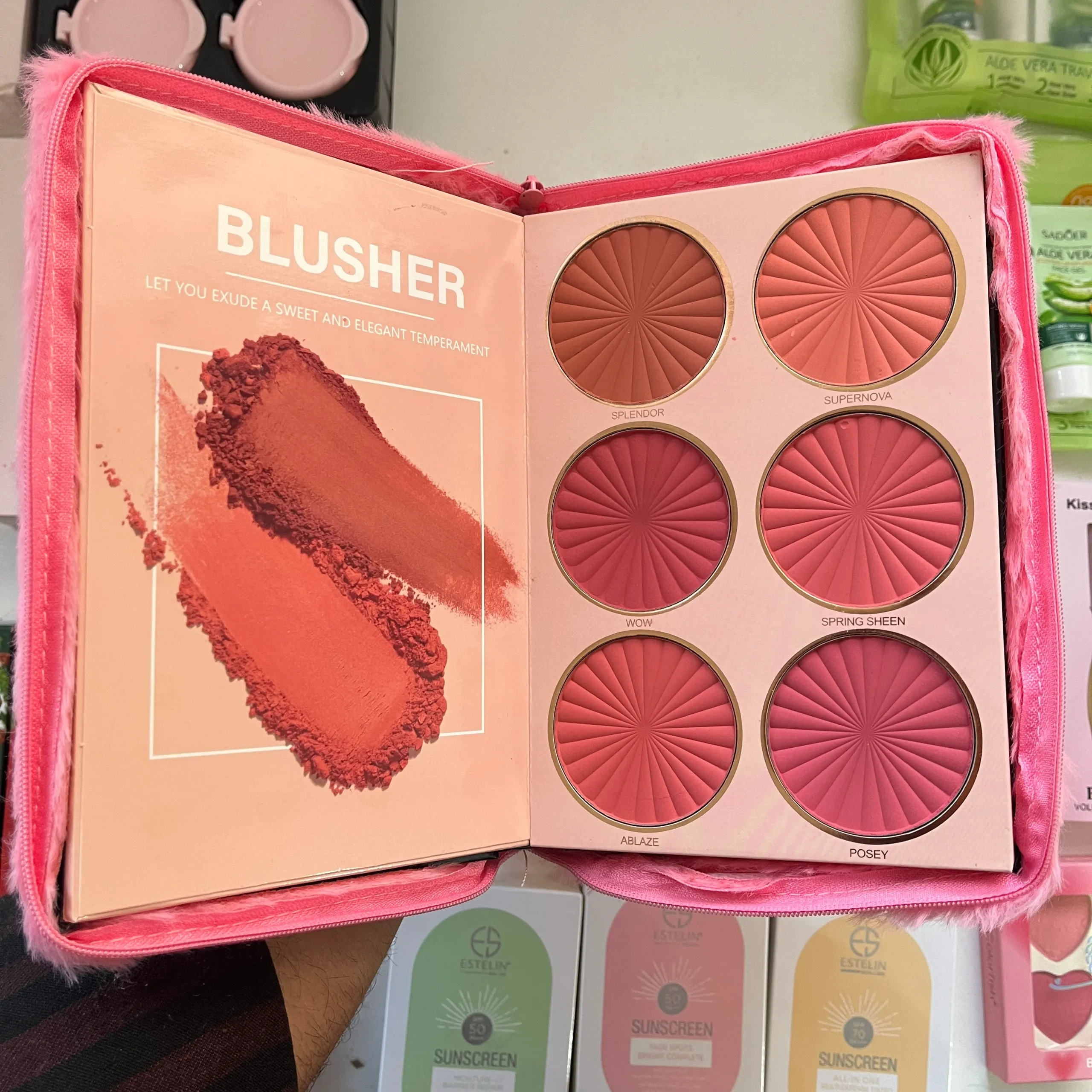 پالت سایه کیتی